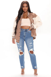 Take It To The Bank Mom Jeans - Medium Blue Wash Ins Street